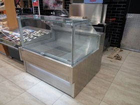 Холодильная витрина Bern Cube ВС 44-1250 (встроенный холод)